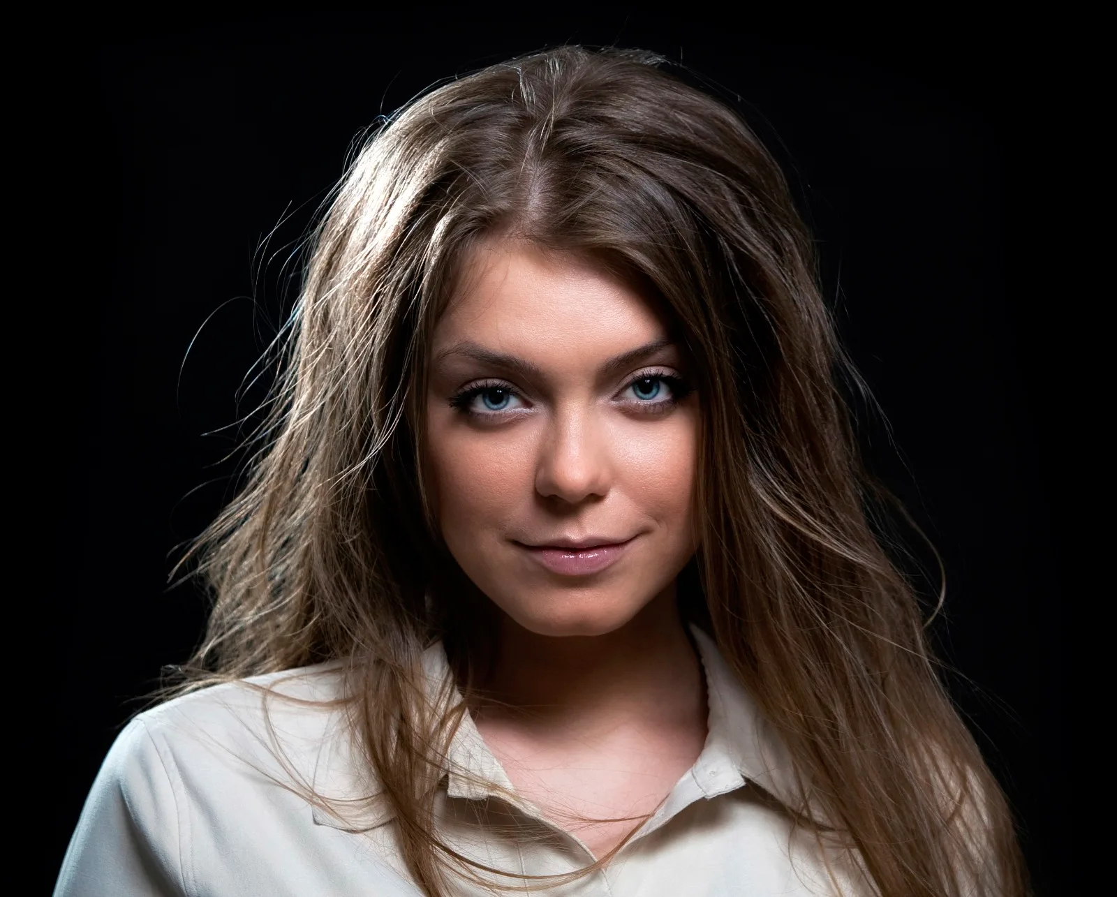 Акула шоу-бизнеса. Творческий путь артиста Оксаны Почепа