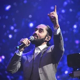 В травмпункт прямо со сцены. МОТ не смог завершить концерт в Ереване