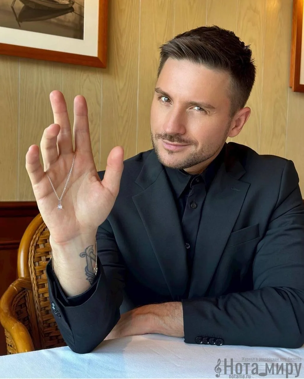 Сергей Лазарев ушел из театра