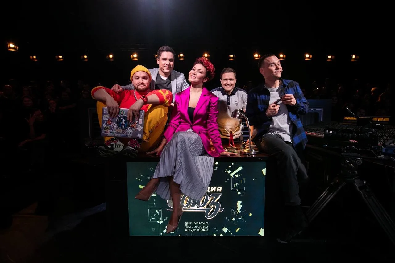 Звезда ТНТ Леля рассказала, почему ее заставляли орать в школе