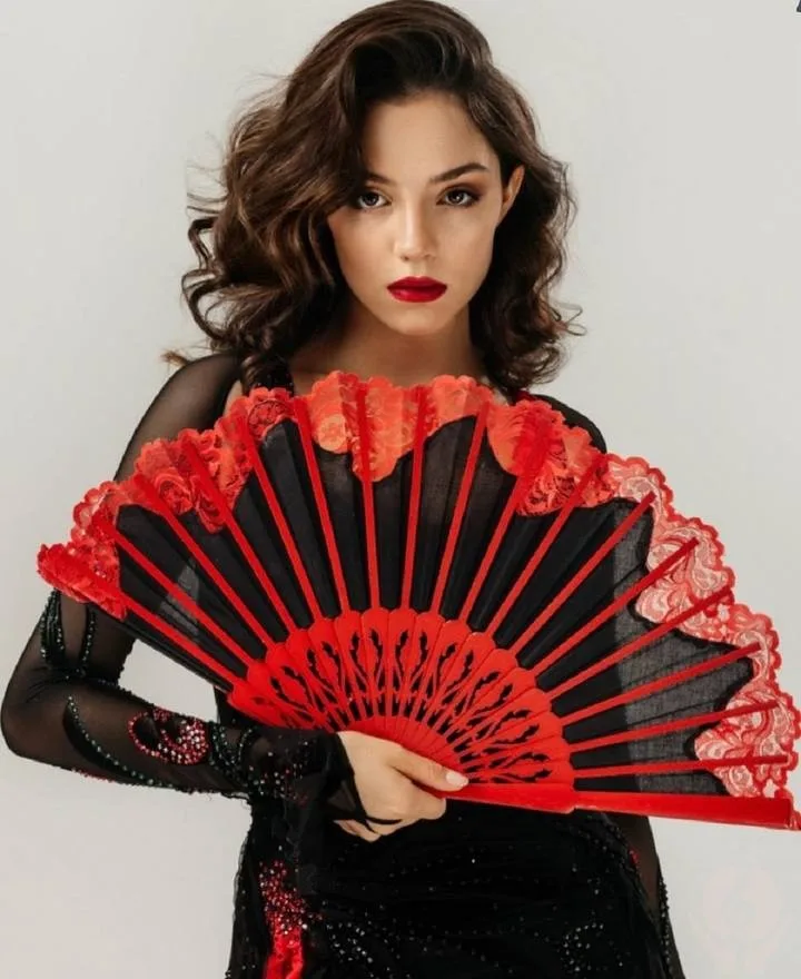 Евгения Медведева стала актрисой... на льду