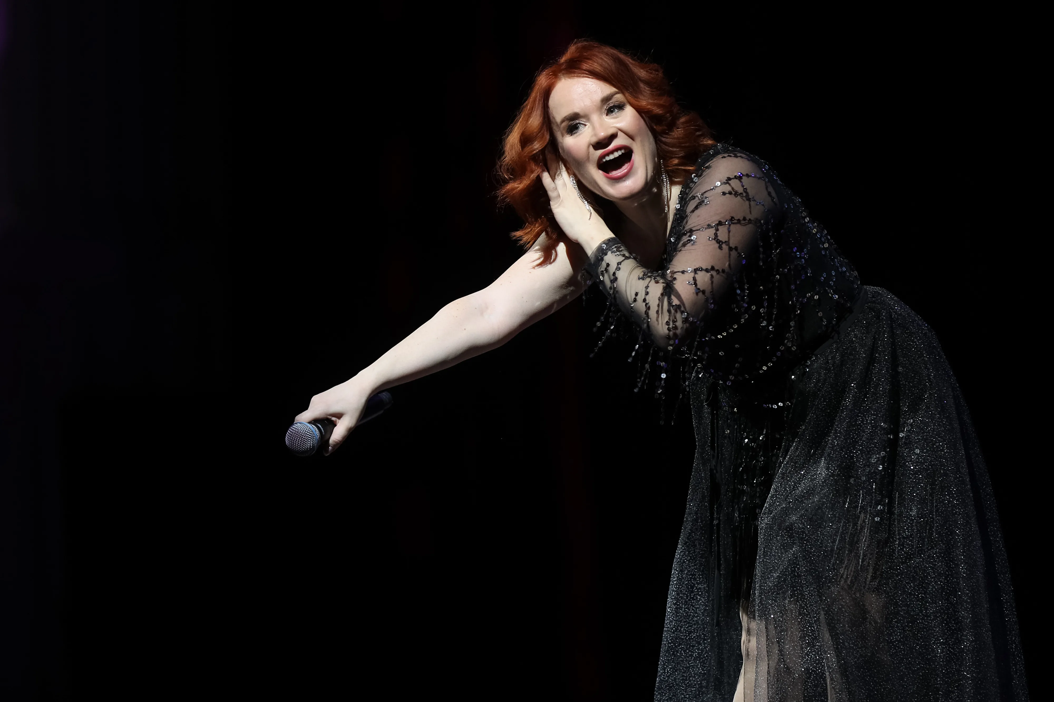 Талант не проходит. Интервью Алевтины Егоровой, звезды 2000-х, сломавшей каноны шоу-биза