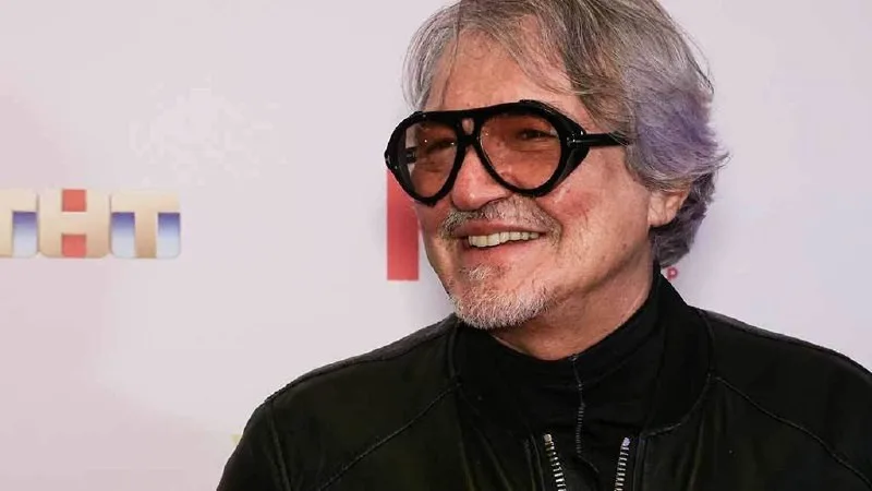 Дибров и Бузова стали соведущими