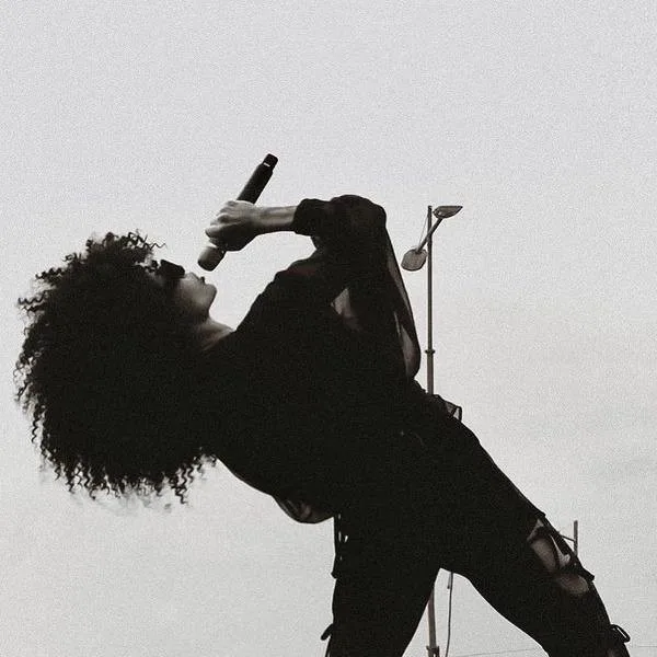 Zivert сняла фильм в поддержку альбома