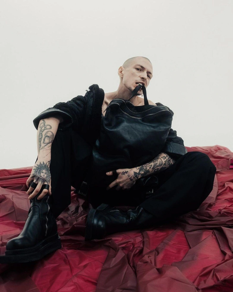 Победитель Битвы экстрасенсов - вампир