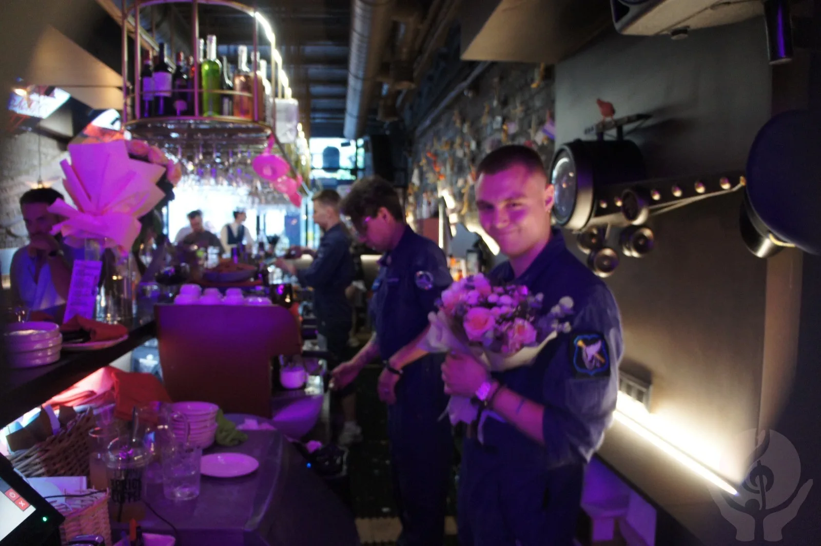 Бар Пташка блогеров Земсковых отметил 2 года