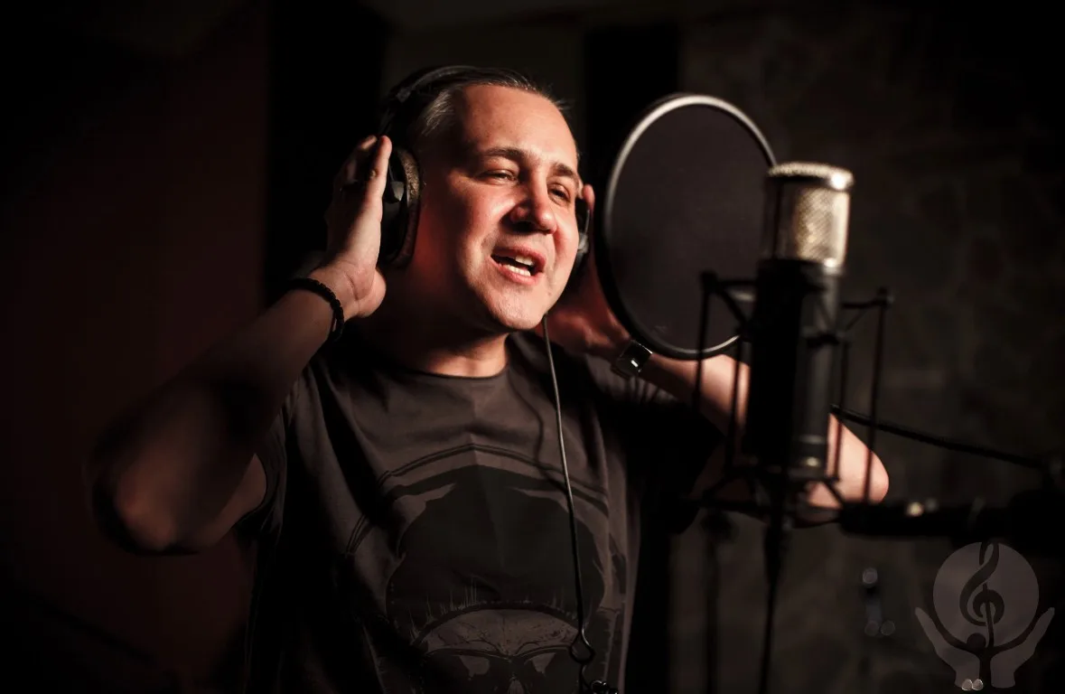 Илья Зудин празднует день рождения