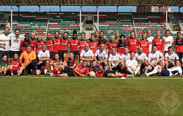 ФК Артист сыграл с ЖФК Локомотив Москва