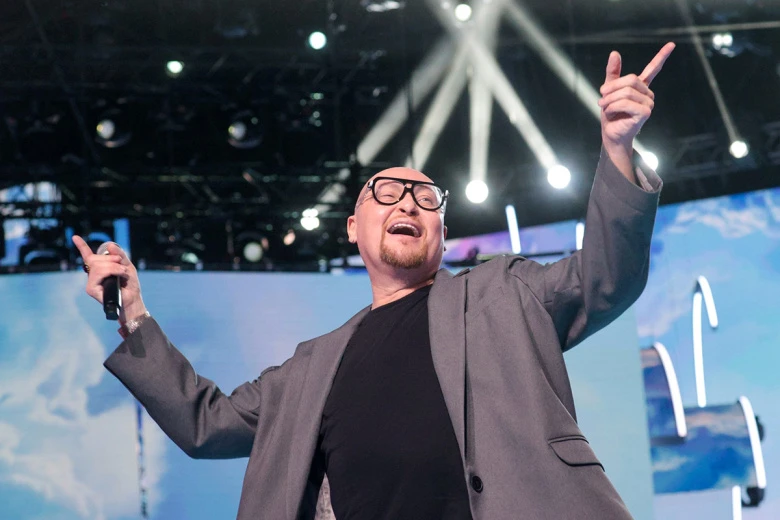 Шура — главный герой новогодних вечеринок: 5 миллионов за шоу и очередь корпоративов до января