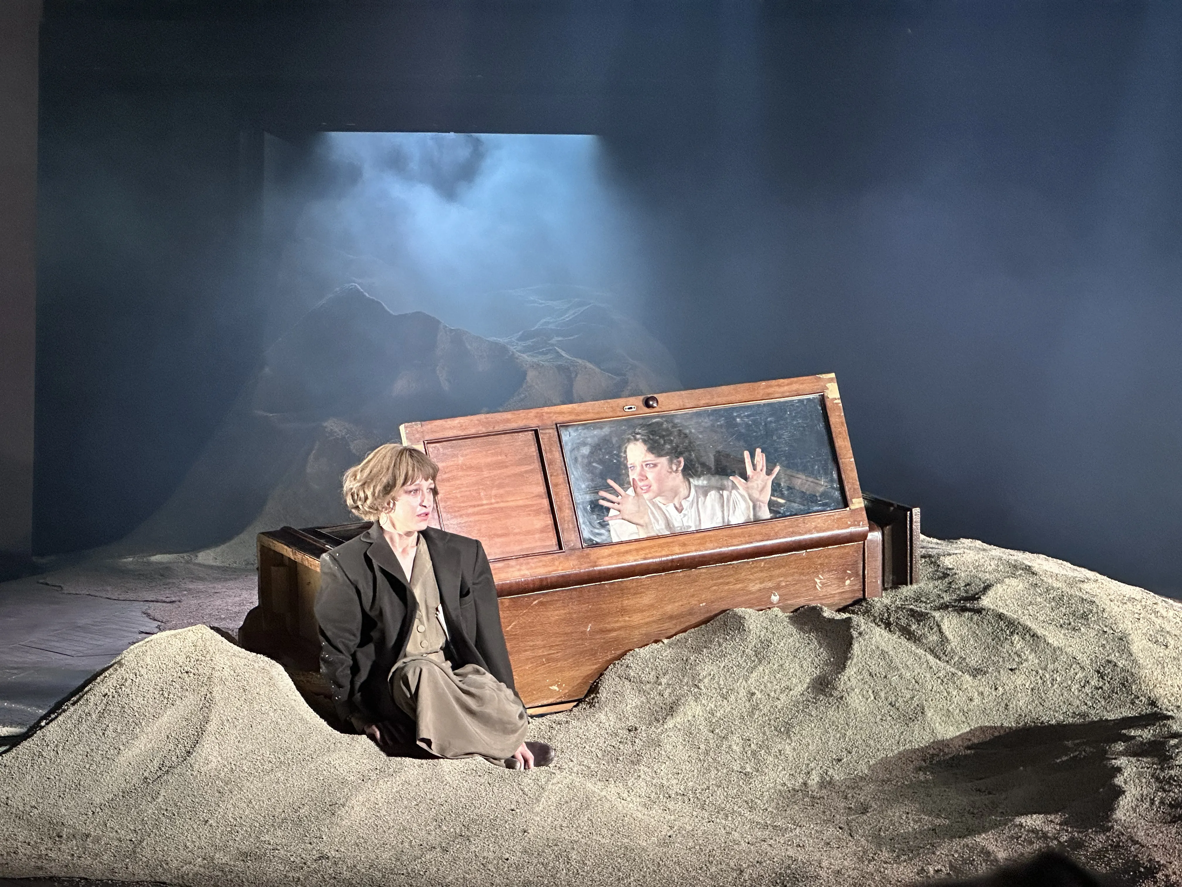 "Повесть о Сонечке" в театре им. Вахтангова