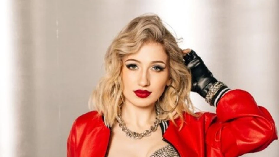 «Страха нет»: новая солистка «Вороваек» - о сравнении с прежним составом группы