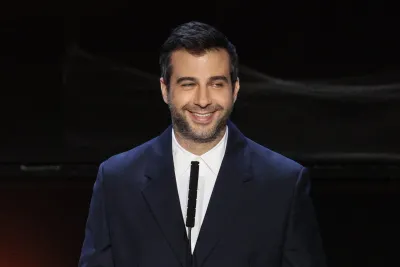 Иван Ургант высмеял Долину и Диброва: как звёздные скандалы превратились в смех