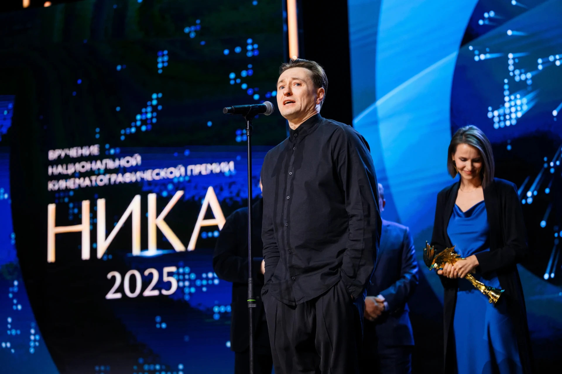 Сергей Безруков: «Мне достаточно сцены» - почему актер не идет в ректоры Школы-студии МХАТ