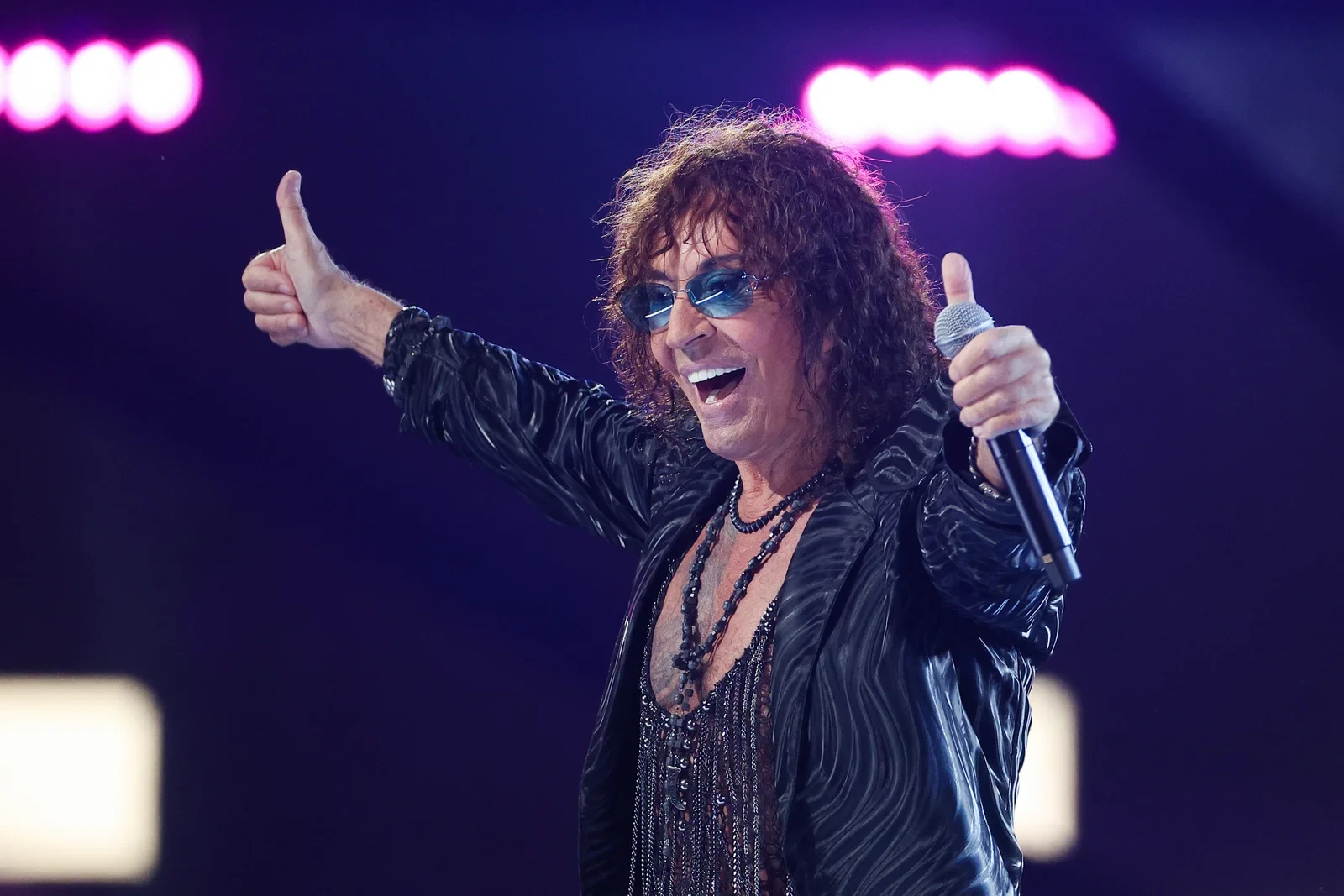 «Прощание с роскошью: Валерий Леонтьев продал свой легендарный Maybach»