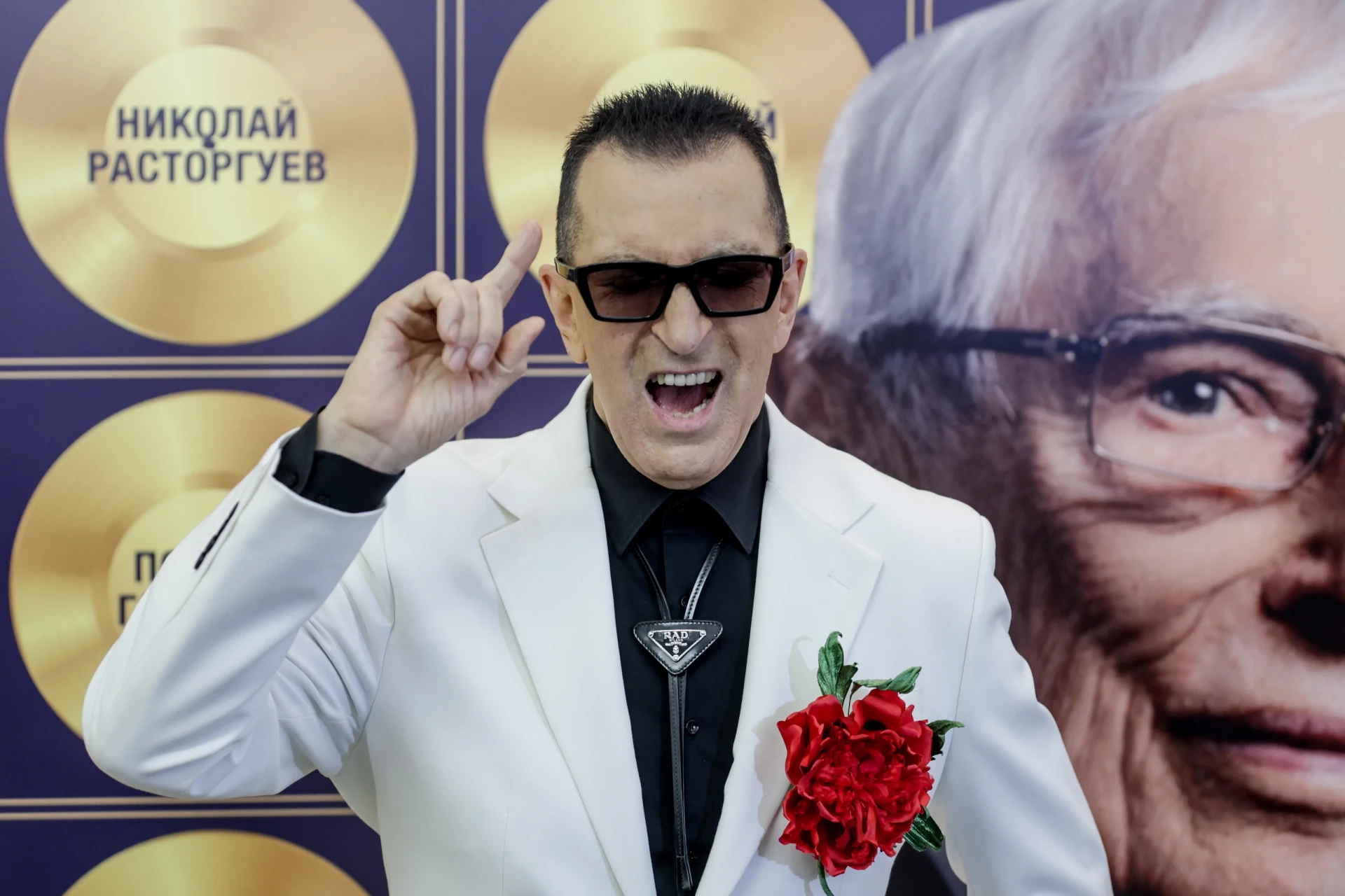 Александр Буйнов назвал народную любовь самой главной для артиста