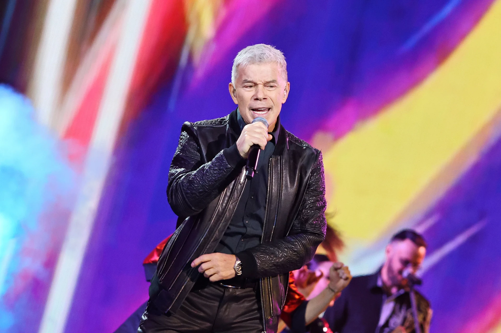 «Ты с ума сошел?!»: как «Морячка» поссорила Газманова и Киркорова — и снова их помирила