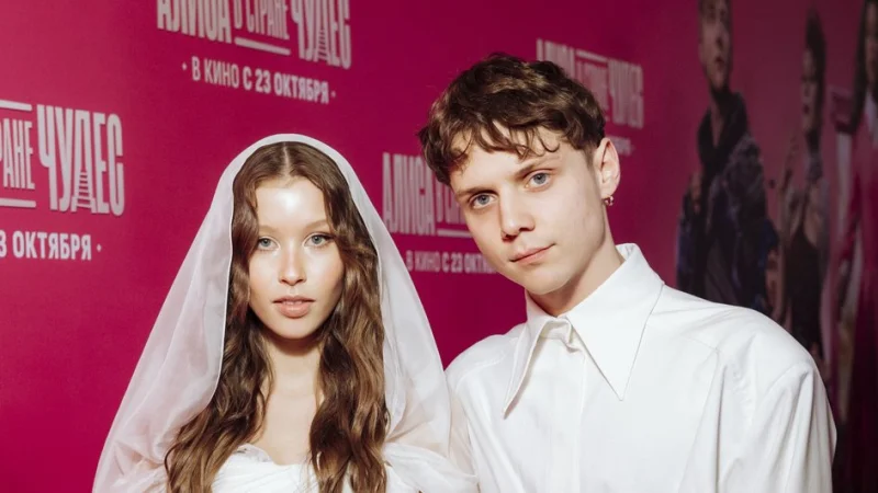 Кольцо с намеком: что стоит за новым украшением Анны Пересильд