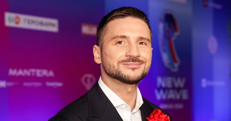 Цветы без драмы: как Сергей Лазарев превратил неловкий момент в трогательный эпизод