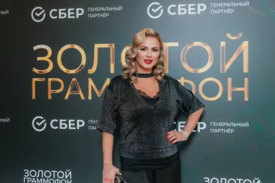 «Из меня получится хороший политик»: Анна Семенович задумалась о карьере в Госдуме