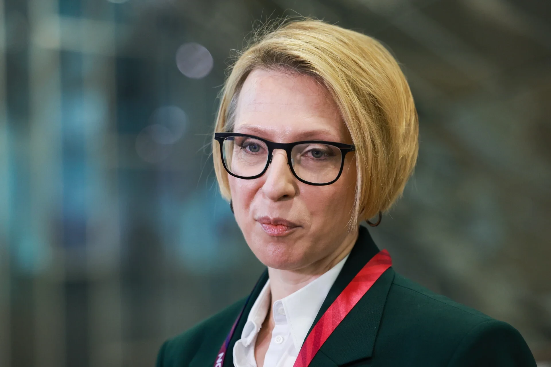 47-летняя Яна Чурикова доказала отсутствие уколов красоты